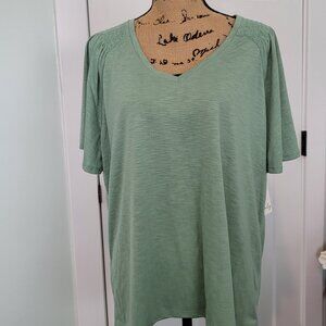 Wonderly Tunic Top Pale Green Plus Size 1X Great Transition Piece Into F…